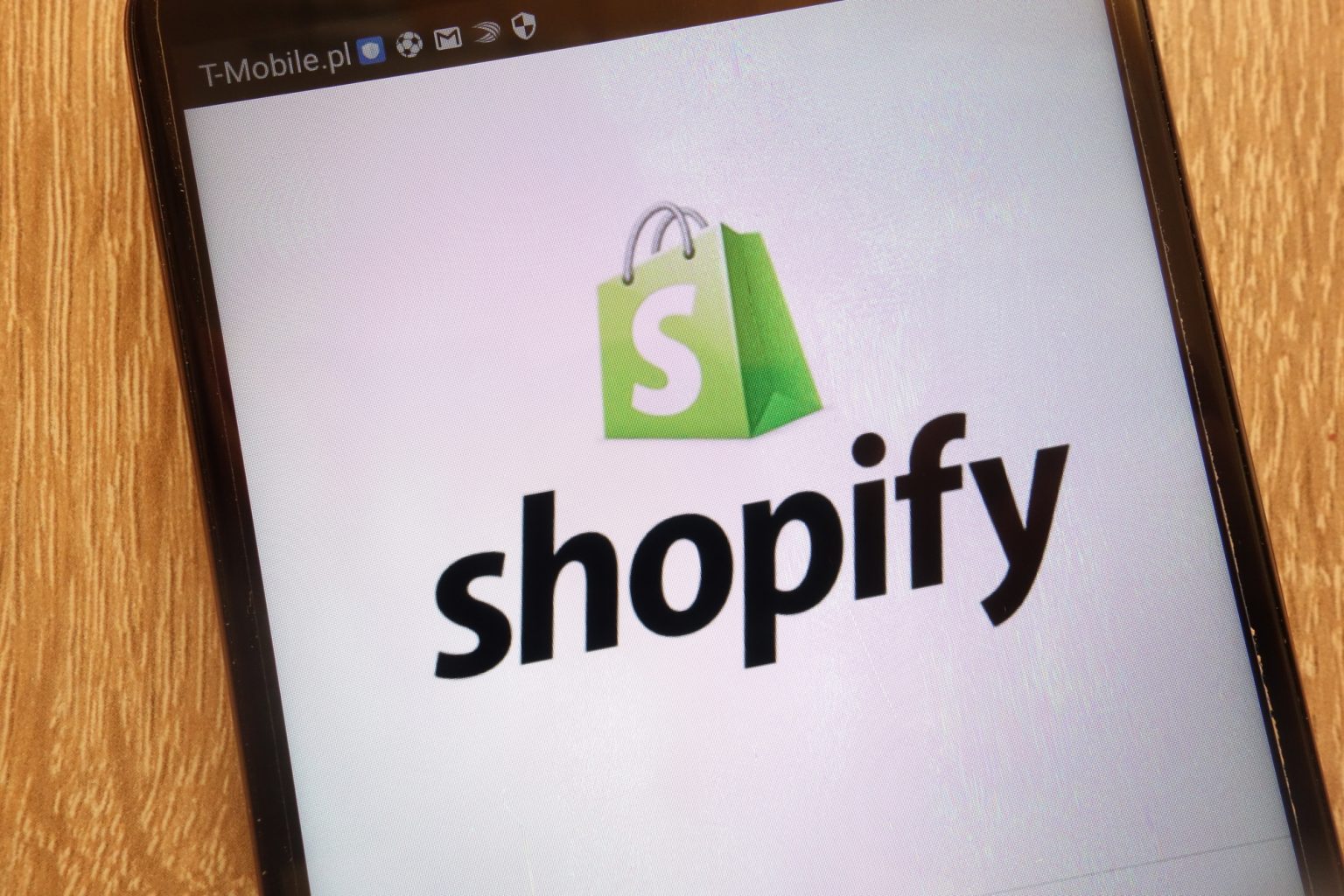 Shopify erweitert Zahlungsoptionen für Händler mit Krypto-Währungen shopify