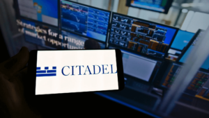 Citadel Securities beteiligt sich mit 400 Mio. USD an Crypto.com bei 20 Mrd. USD Bewertung, der ersten institutionellen Runde der Börse.