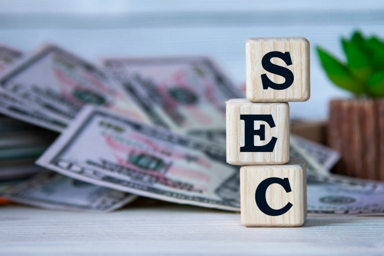 SEC verzögert Entscheidung über Spot-Bitcoin-ETF