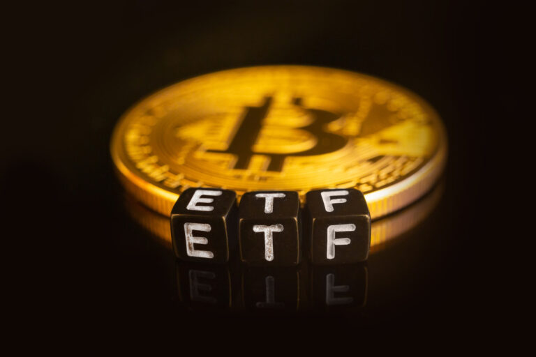 SEC genehmigt die ersten Spot-Bitcoin-ETFs