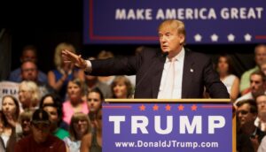 Trumps Finanzoffenlegung weist für 2025 über 1.4 Mrd. USD Krypto-Einkommen aus. Kryptowährungen sind damit seine grösste Einkommensquelle.