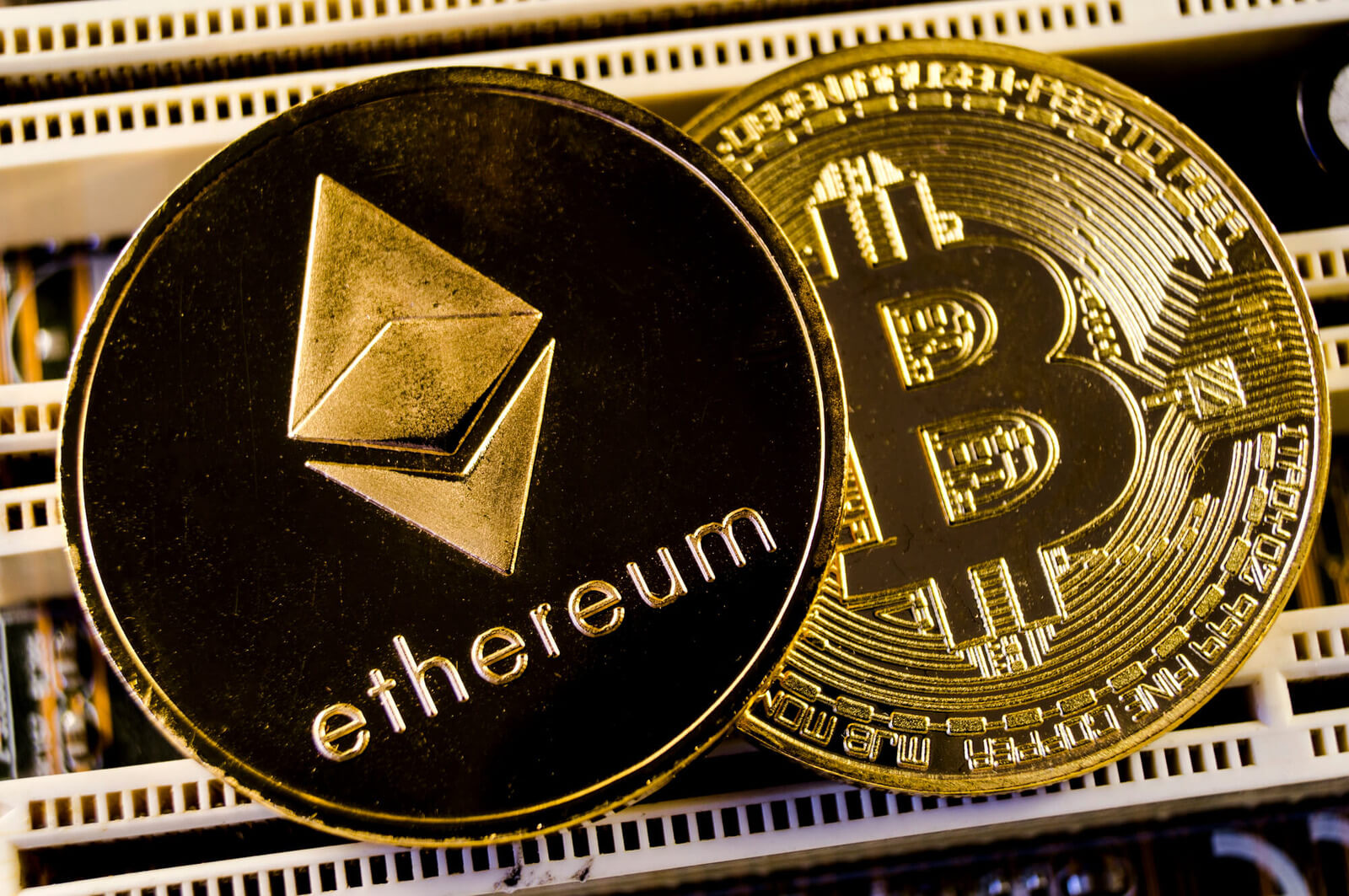 SEC-genehmigt-kombinierten-Bitcoin-und-Ethereum-ETF