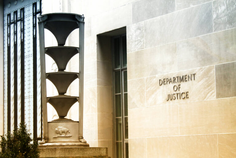 US-Justizministerium (DoJ) darf 6.5 Mrd. USD Silk Road Bitcoins verkaufen