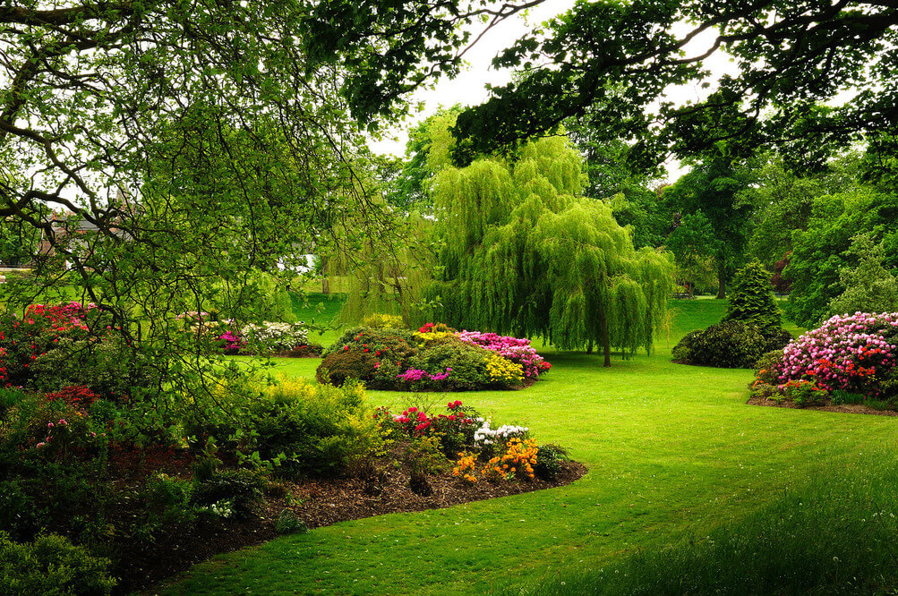 Investieren-in-die-Lebensqualit-t-Luxus-im-Garten-als-Wertfaktor