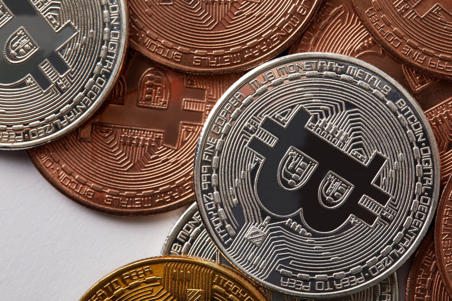 Paper gold, paper bitcoin: is there an issue?