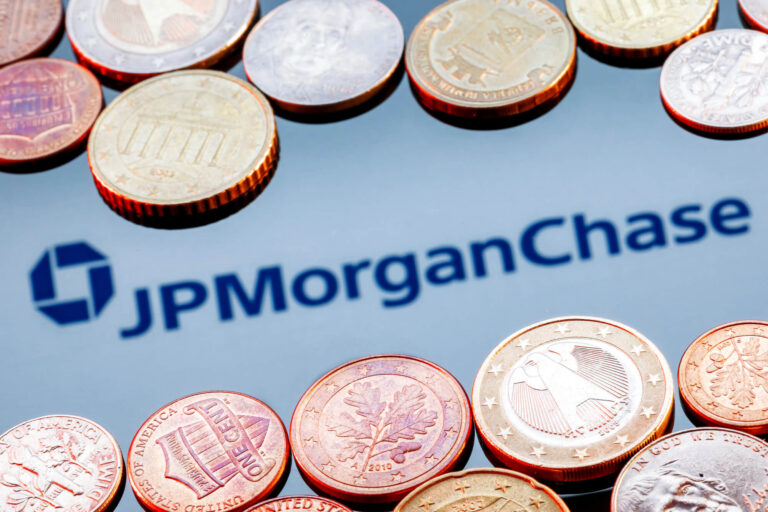 JPMorgan Chase & Co. erlaubt Bitcoin und Ethereum als Kreditsicherheit JPMorgan Chase & Co. erlaubt Bitcoin und Ethereum als Kreditsicherheit