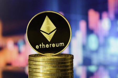 Ethereums unruhiger Oktober: Volatilität, Wachstum und die 5’000-USD-Frage Ethereum's Restless October: Volatility, Growth, and the 5'000 USD Question