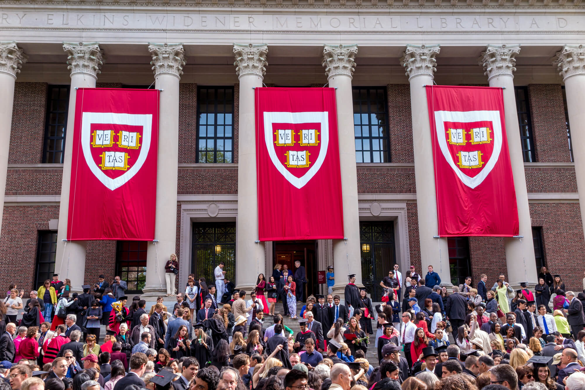 Harvard-Fonds-verdreifacht-Anteil-an-Bitcoin-ETFs-auf-440-Mio-USD