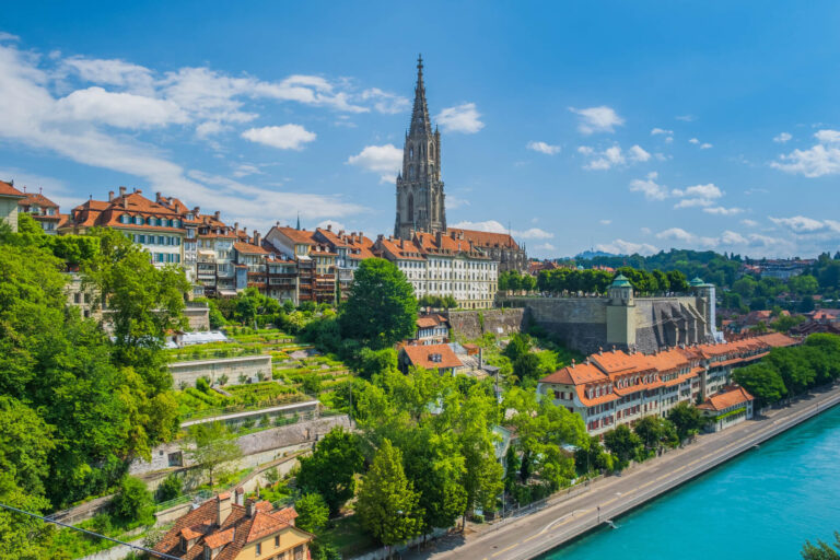 Kanton Bern tritt der Swiss Blockchain Federation bei Kanton Bern tritt Swiss Blockchain Federation bei