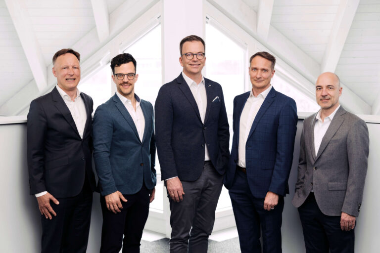 Celsion Bank AG startet operativen Betrieb als Digital-Asset-Bank in Liechtenstein Die Celsion Bank AG in Vaduz startet als MiCAR-autorisierte Digital-Asset-Bank für institutionelle Kunden in EU, EWR und Schweiz.