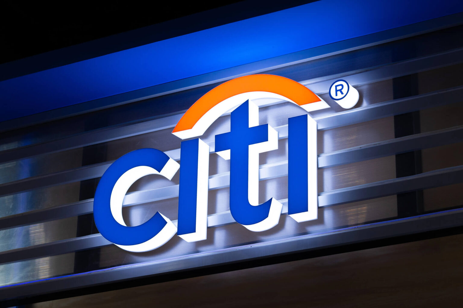 Citi-Report prognostiziert tokenisierte Wertpapiere auf 5.5 Bio. USD bis 2030, während DTCC, Nasdaq und ICE die Infrastruktur aufbauen.