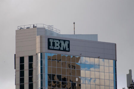 IBM investiert mehr als 10 Mrd. USD in Quantencomputing: Was die Roadmap bis 2029 für das Quantencomputer Bitcoin-Risiko bedeutet.