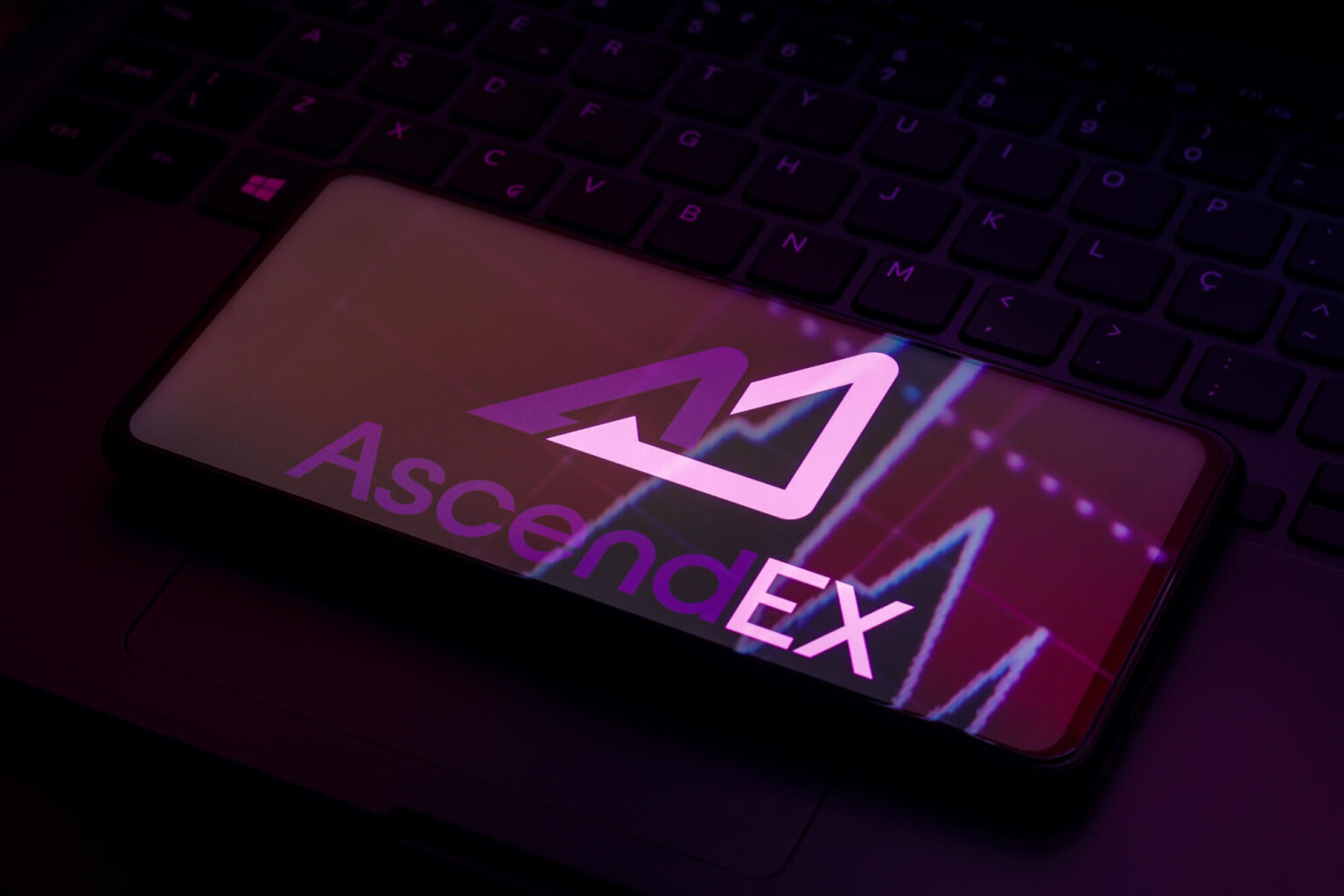 AscendEX-Betrieb eingestellt: Auszahlungen ungewiss AscendEX hat den Betrieb per 1. Juli mangels Liquidität und MiCA-Lizenz eingestellt; Nutzer erhalten keine Garantie auf volle Auszahlung.