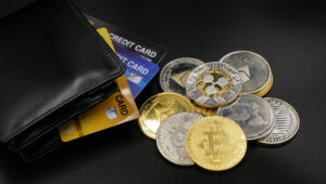 Eine Sicherheitslücke in Coldcard-Hardware-Wallets machte Bitcoin-Schlüssel berechenbar. Bislang flossen rund 1'367 BTC ab.